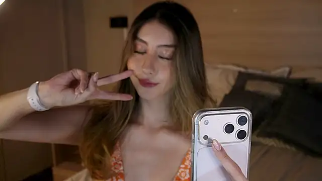 lua ferch   online show from March 26, 12:33 pm