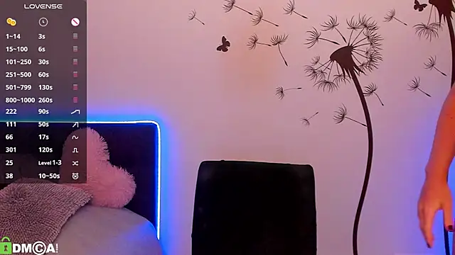 Snapshot of agent_polly chatting on September 14, 10:25 am agent polly online show from September 14, 10:25 am