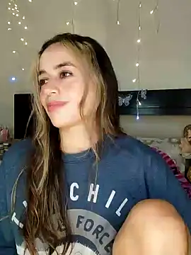 Snapshot of Natalia_Suarez chatting on December 30, 3:47 am Natalia Suarez online show from December 30, 3:47 am