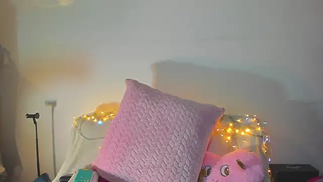 Snapshot of Natalia_Suarez chatting on September 18, 2:13 am Natalia Suarez online show from September 18, 2:13 am