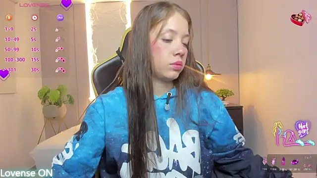 nataly rodri online show from March 12, 1:56 am