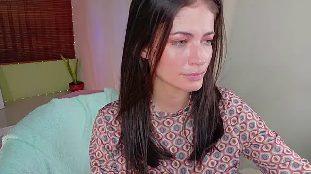 Emma  Blanco online show from April 15, 2:46 pm