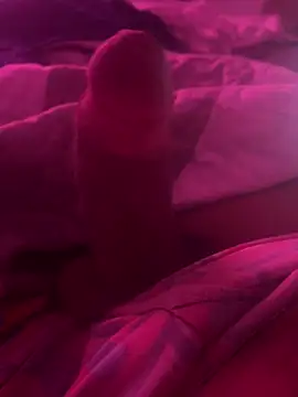 1queenandkings online show from February 20, 7:32 am