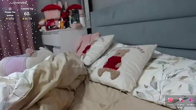 Snapshot of Viktoriiya_bald chatting on November 30, 11:14 am Viktoriiya bald online show from November 30, 11:14 am