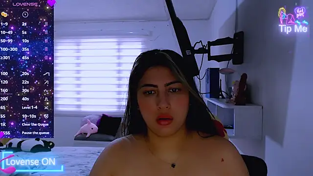 Snapshot of siddhixxx_592 chatting on June 25, 6:34 pm siddhixxx 592 online show from June 25, 6:34 pm