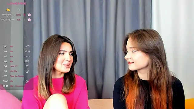 Snapshot of AnnaTeona chatting on December 6, 6:15 am AnnaTeona online show from December 6, 6:15 am