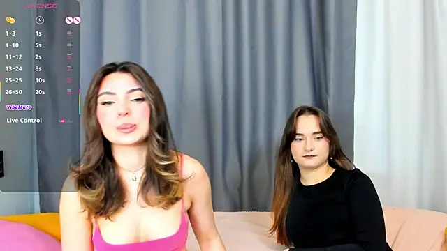 Snapshot of AnnaTeona chatting on February 16, 6:54 am AnnaTeona online show from February 16, 6:54 am