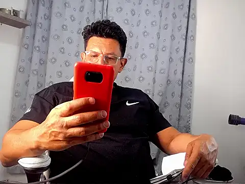 pedropicapi online show from October 28, 12:03 am