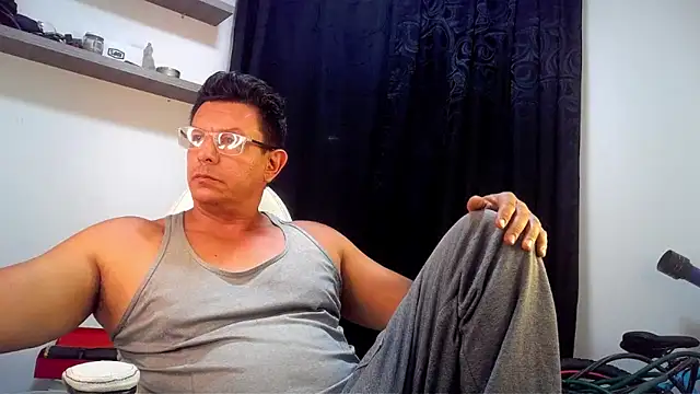 pedropicapi online show from April 30, 1:56 am