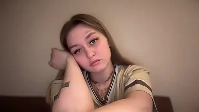 Snapshot of Isabel-Bailey chatting on January 14, 9:51 pm Isabel-Bailey online show from January 14, 9:51 pm