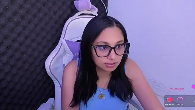Snapshot of Cuteprincess21 chatting on July 16, 1:55 am Cuteprincess21 online show from July 16, 1:55 am