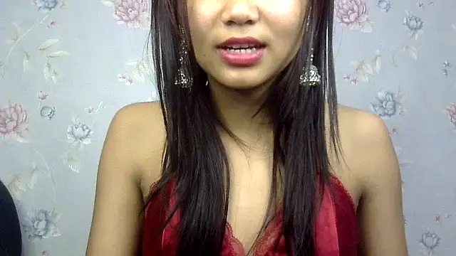 Snapshot of cute_sapna chatting on December 13, 7:58 am cute sapna online show from December 13, 7:58 am