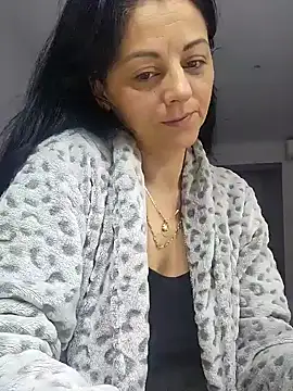 Snapshot of bruneta_sexy23 chatting on December 15, 6:07 am bruneta sexy23 online show from December 15, 6:07 am