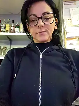 Snapshot of bruneta_sexy23 chatting on January 18, 7:38 am bruneta sexy23 online show from January 18, 7:38 am