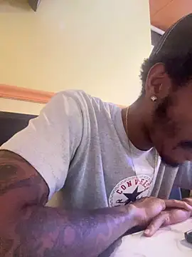 ITSONLYKENNY online show from February 14, 8:26 pm