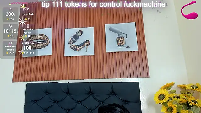 Snapshot of Cristale69 chatting on February 11, 6:35 pm Cristale69 online show from February 11, 6:35 pm