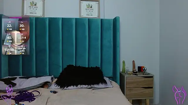 Snapshot of jolie_colette chatting on January 23, 12:41 pm jolie colette online show from January 23, 12:41 pm