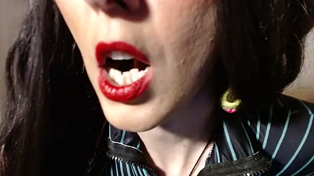 Snapshot of Terpsichore_Muse chatting on February 20, 1:14 am Terpsichore Muse online show from February 20, 1:14 am