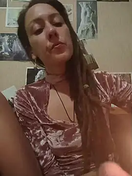 Snapshot of Terpsichore_Muse chatting on December 4, 5:06 am Terpsichore Muse online show from December 4, 5:06 am