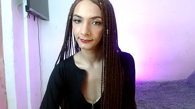 Snapshot of Katty_fox69 chatting on March 3, 2:04 am Katty fox69 online show from March 3, 2:04 am