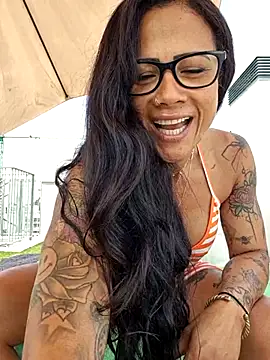 Snapshot of Allana_Squirt chatting on June 11, 9:40 am Allana Squirt online show from June 11, 9:40 am