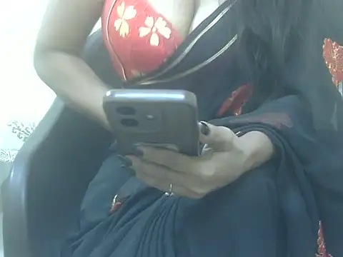 Lusty Wife1 online show from November 9, 5:00 pm