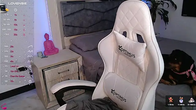 Snapshot of kathe03 chatting on January 6, 5:49 pm kathe03 online show from January 6, 5:49 pm