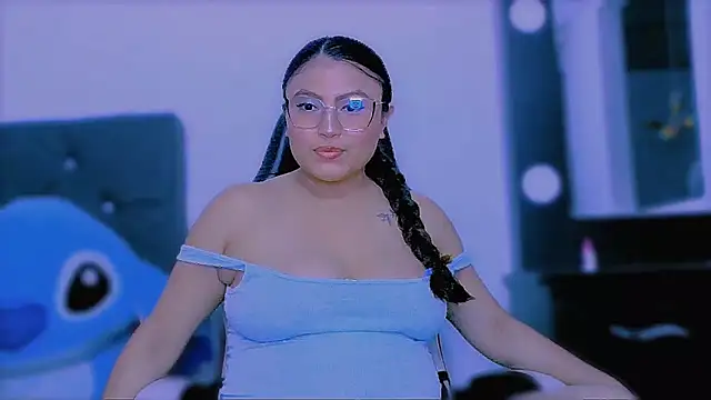 Snapshot of KathieBurning chatting on November 3, 7:59 pm KathieBurning online show from November 3, 7:59 pm