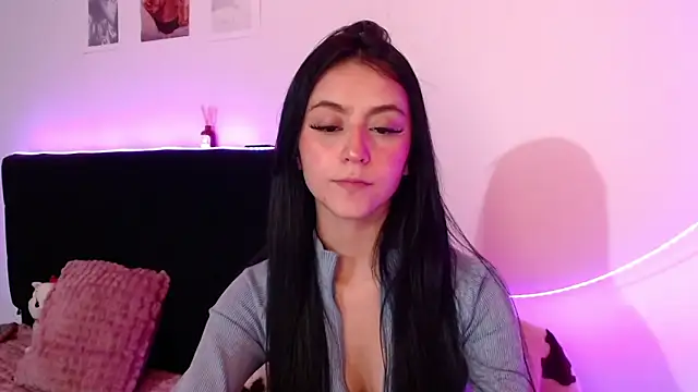 Snapshot of Coralinnee_ chatting on March 20, 4:40 am Coralinnee  online show from March 20, 4:40 am