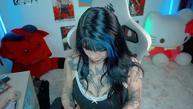 Deadly Doll online show from June 29, 11:27 pm