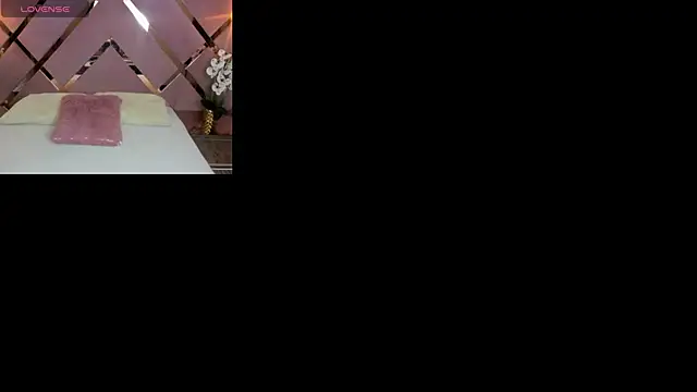 Snapshot of SHANONCLARK chatting on March 12, 7:17 pm SHANONCLARK online show from March 12, 7:17 pm