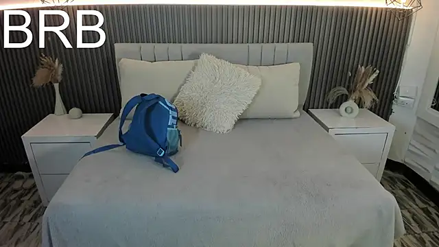 Snapshot of SHANONCLARK chatting on September 16, 7:04 pm SHANONCLARK online show from September 16, 7:04 pm