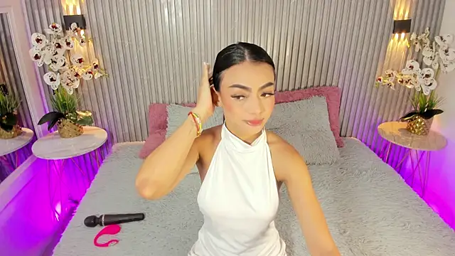 SHANONCLARK online show from November 2, 11:12 am