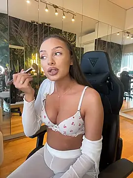 MileySin1111 online show from February 11, 1:16 pm