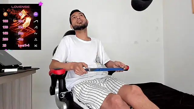 Aron Baylor online show from November 21, 11:42 am