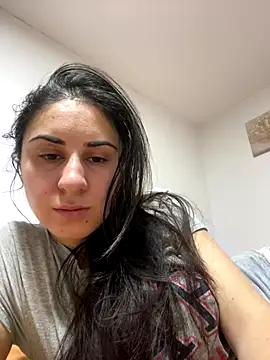 JenniferEdith online show from December 18, 7:09 pm