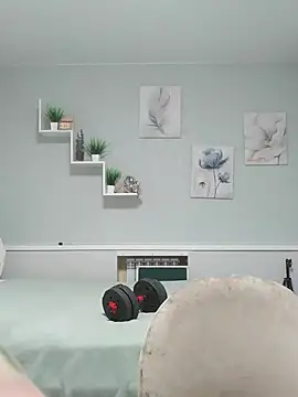 Linda Gregory online show from January 13, 1:23 am