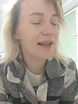 Linda Gregory online show from January 31, 1:11 am