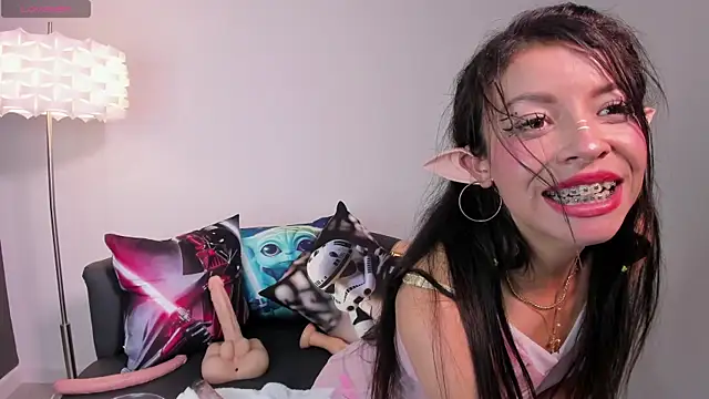 Snapshot of miss_canndy chatting on December 9, 10:09 pm miss canndy online show from December 9, 10:09 pm