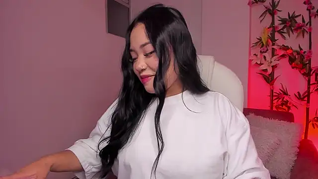 Snapshot of Lulu_Sakura_ chatting on January 7, 6:05 am Lulu Sakura online show from January 7, 6:05 am