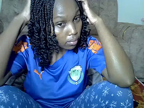 Snapshot of AurelAda chatting on November 1, 8:55 pm AurelAda online show from November 1, 8:55 pm