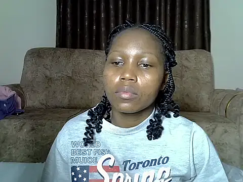 Snapshot of AurelAda chatting on November 4, 11:15 pm AurelAda online show from November 4, 11:15 pm