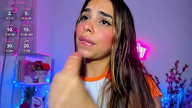 crisbell lopez online show from January 19, 12:38 am