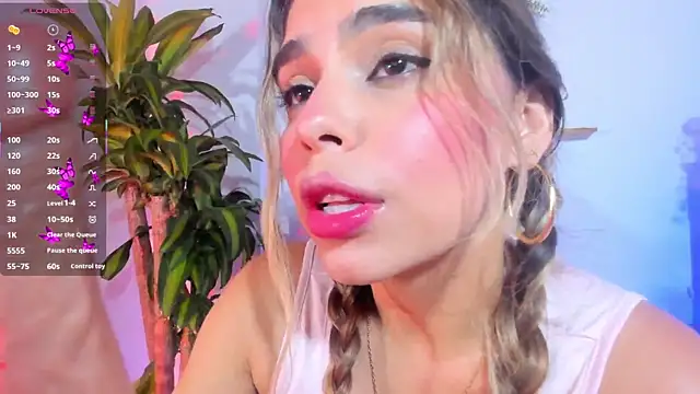 crisbell lopez online show from May 4, 12:39 am