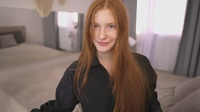 Snapshot of FiaMoor chatting on September 12, 1:00 pm FiaMoor online show from September 12, 1:00 pm