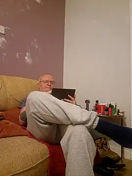 FriendlyDave online show from March 11, 9:37 pm