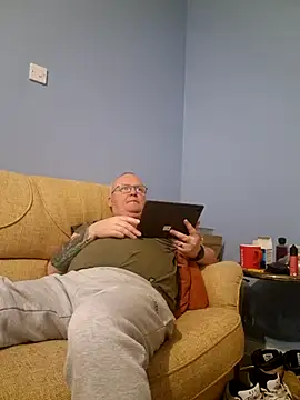 FriendlyDave online show from March 21, 10:17 pm