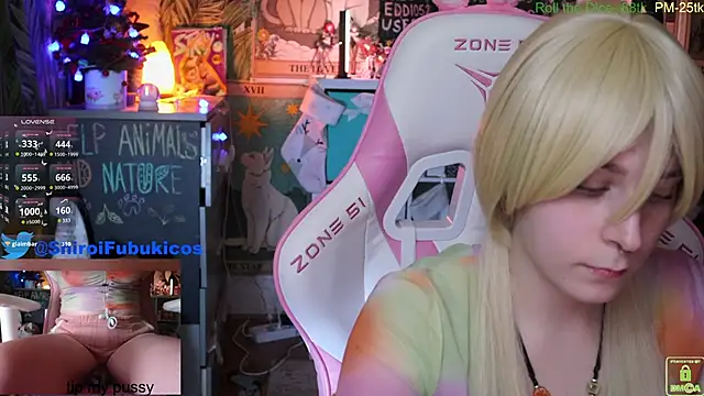 ShiroiFubuki online show from December 22, 4:38 pm