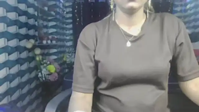 Hotty Navyaa online show from November 17, 4:46 pm