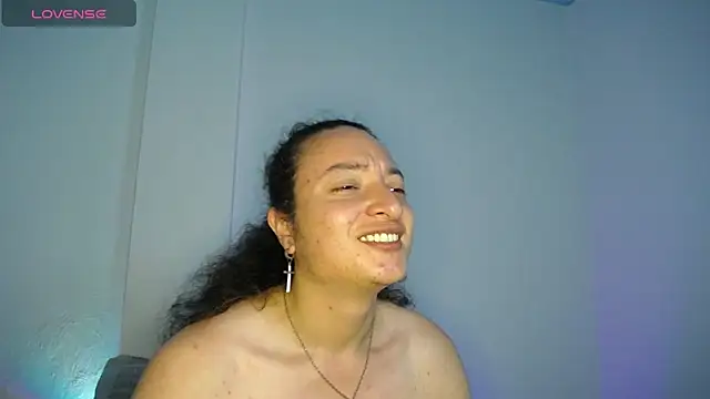 Snapshot of monkeywillwhite chatting on December 5, 11:51 pm monkeywillwhite online show from December 5, 11:51 pm